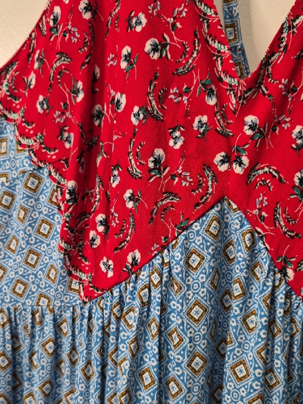 V-Neck Halter Maxi Dress in Red and Light Blue - Picture 5 of 9